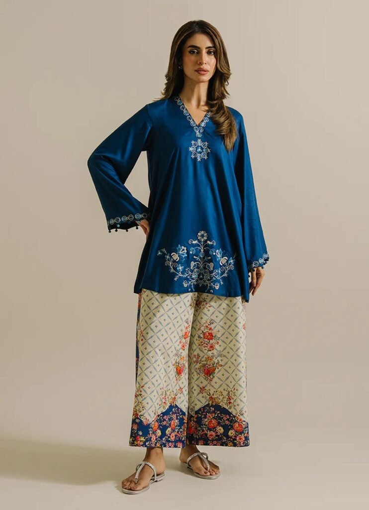 Women embroidered 2-piece suit wholesale Pakistan Gulf