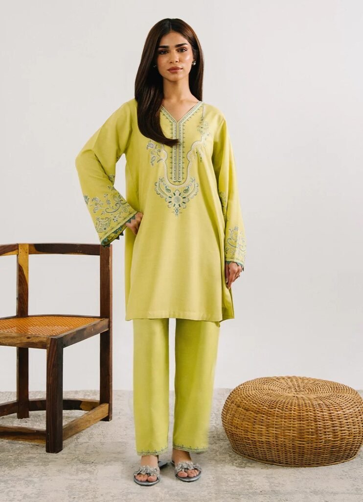 Women 2-piece suit bulk order supplier Pakistan