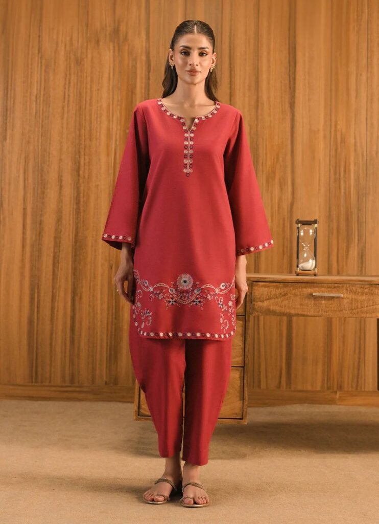 Women embroidered suit bulk supplier UAE Saudi Arabia